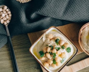 Tahini na słono: sekret ultra-kremowych, wytrawnych past pełnych umami